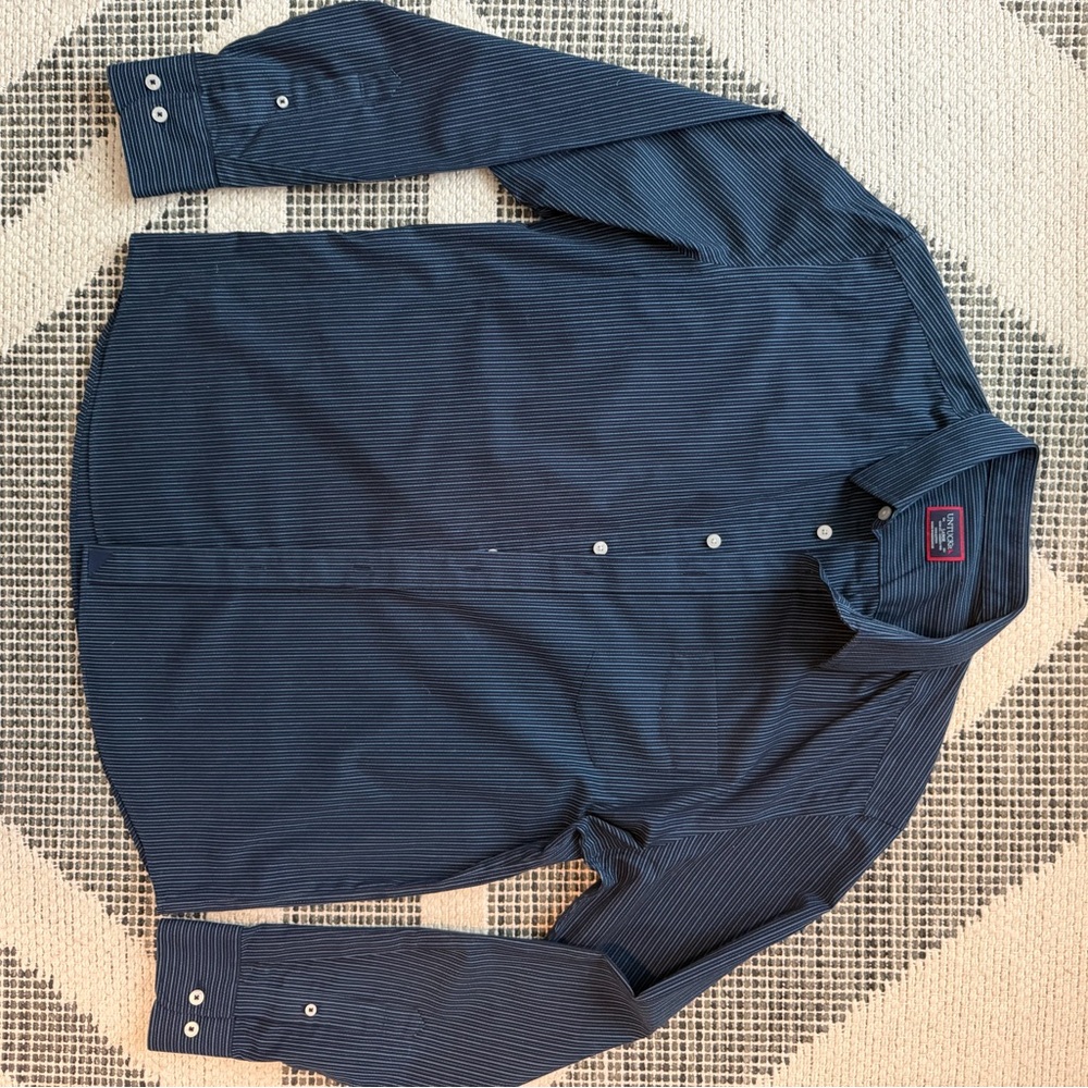 UNTUCKit Navy Shirt with Light Blue Pinstripes and Red Label